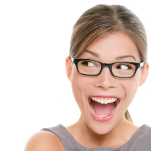 smiling-woman-in-glasses